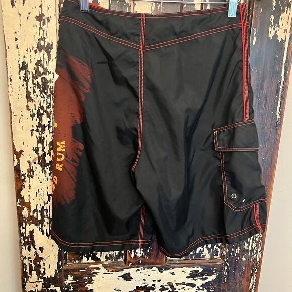 Captain Morgan Swim Trunks Mens 30 Black Orange Graphic Print Board Shrots Cargo - Picture 5 of 9